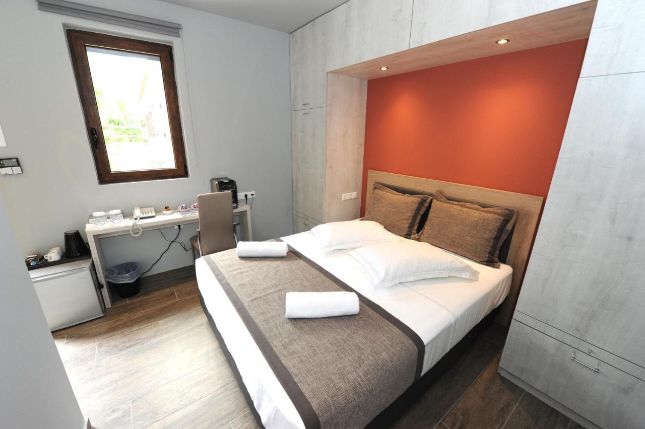 Camping & Bungalows Castle View ไมส์ตราส ภายนอก รูปภาพ