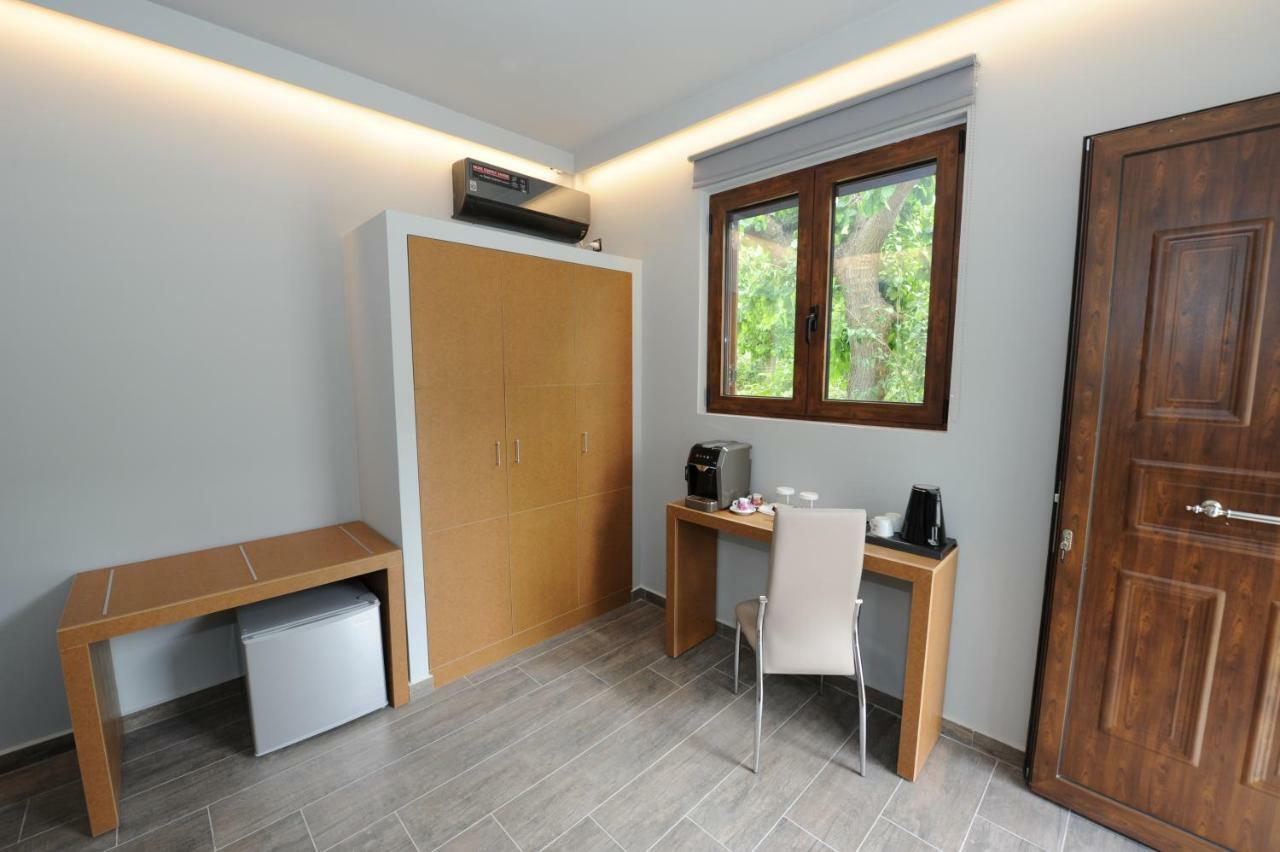 Camping & Bungalows Castle View ไมส์ตราส ภายนอก รูปภาพ
